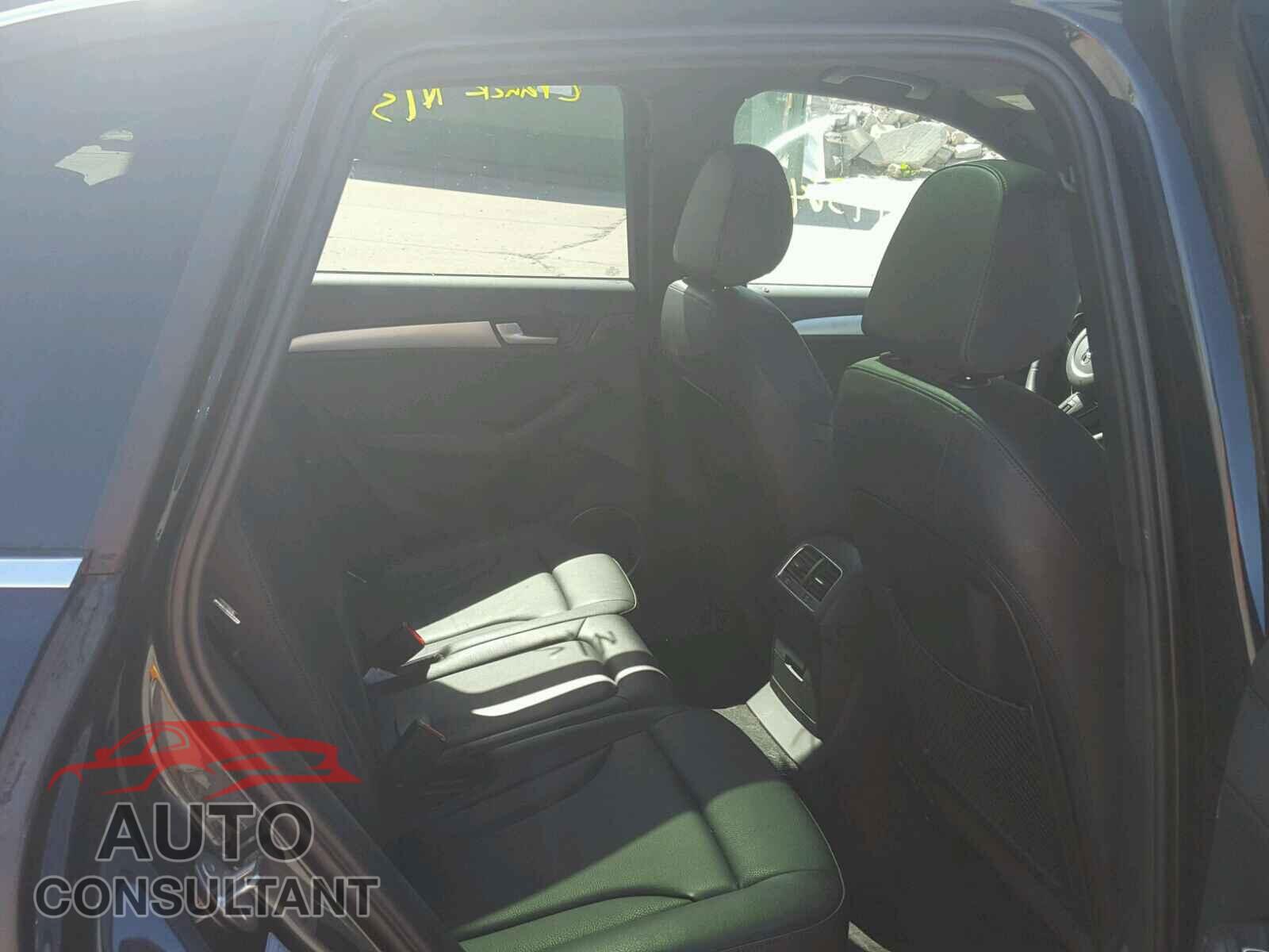 AUDI Q5 2017 - WA1M2AFPXHA058137