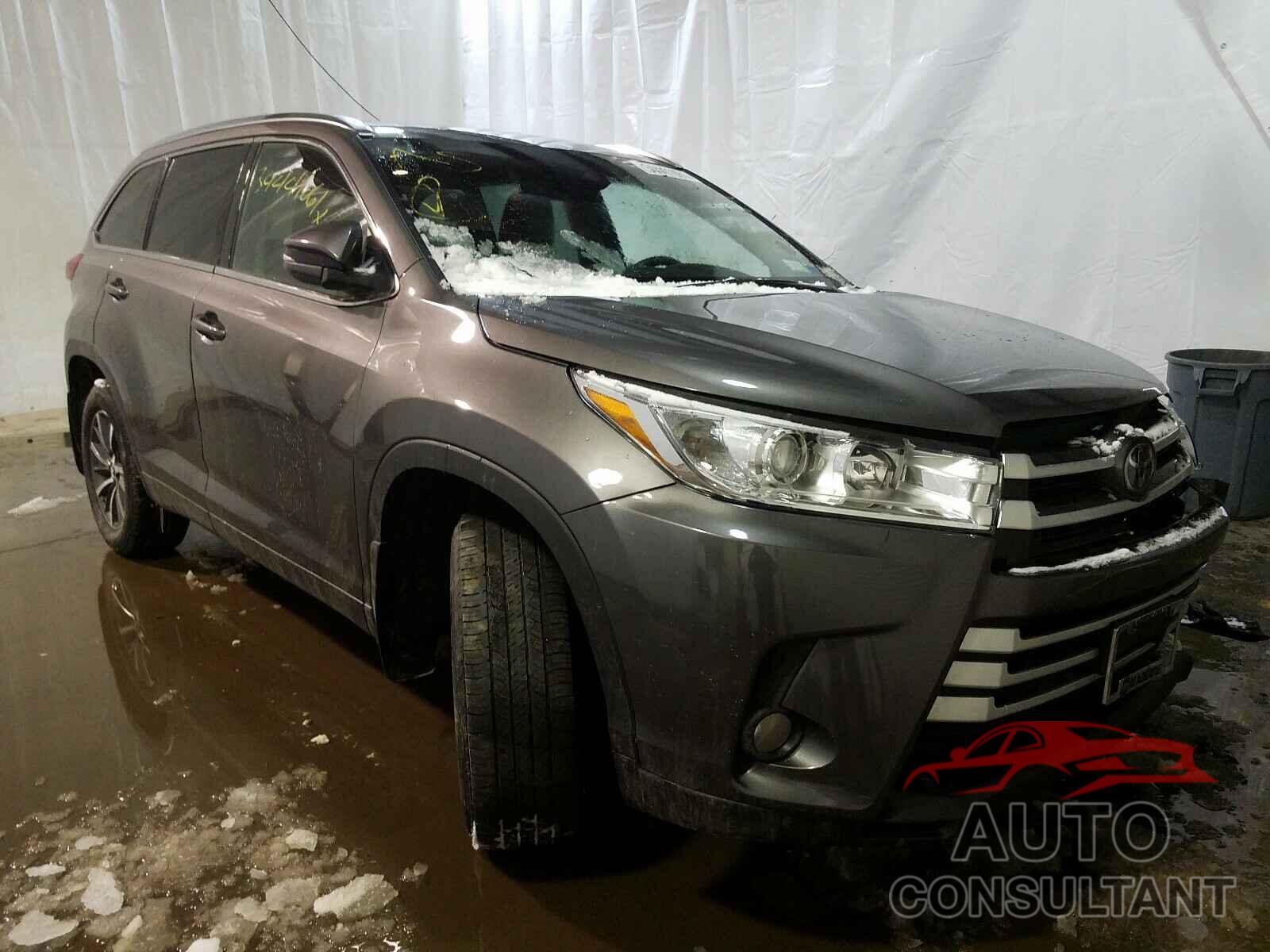 TOYOTA HIGHLANDER 2017 - 5TDJZRFH8HS383139