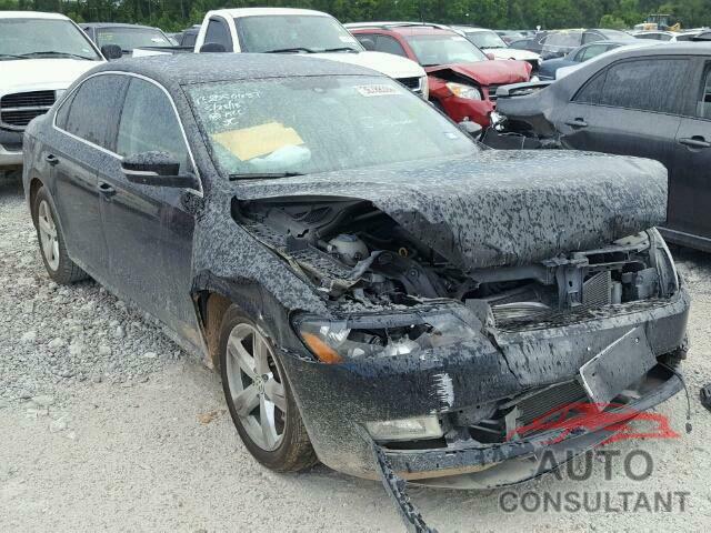 VOLKSWAGEN PASSAT 2015 - 1VWAS7A39FC090379
