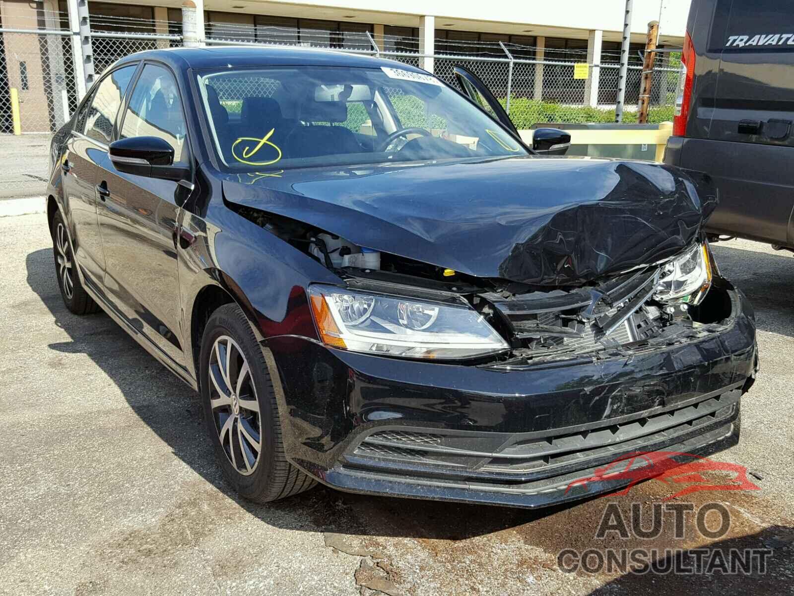 VOLKSWAGEN JETTA 2018 - 3VWDB7AJ3JM227142