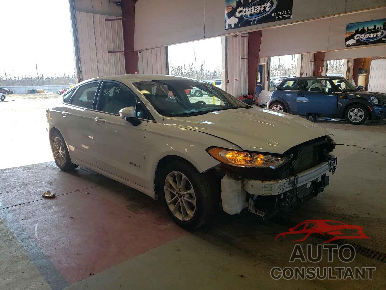 FORD FUSION 2019 - 3FA6P0LU4KR226183
