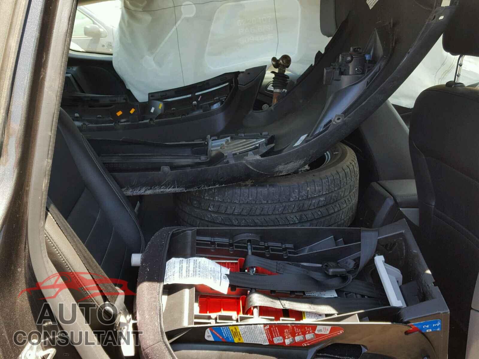 FORD CMAX 2015 - 1FADP5CU7FL109318