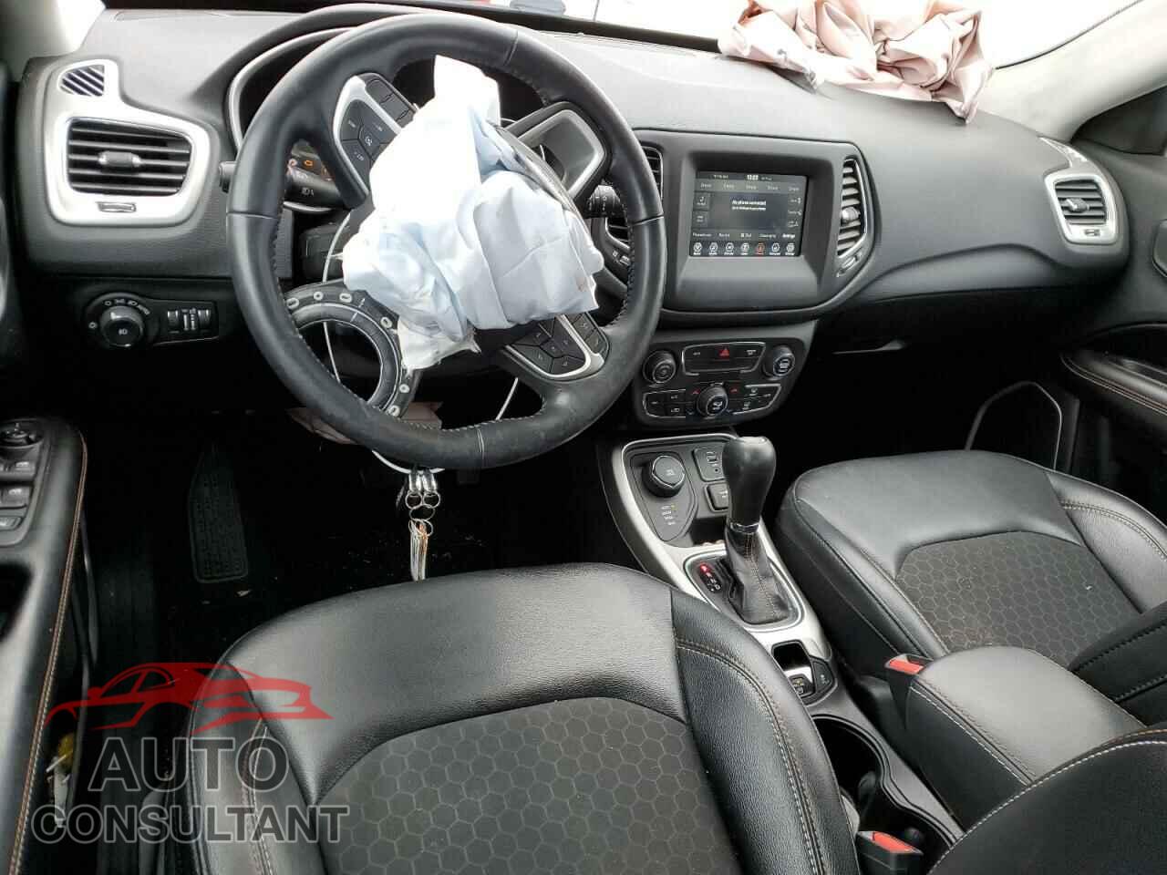 JEEP COMPASS 2019 - 3C4NJDBBXKT628792