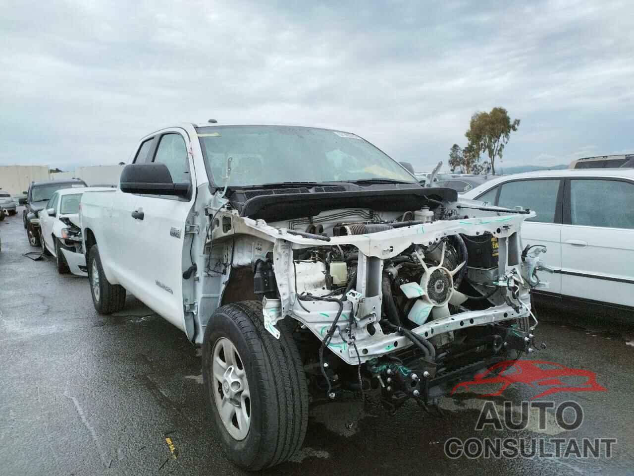 TOYOTA TUNDRA 2017 - 5TFRY5F13HX227232