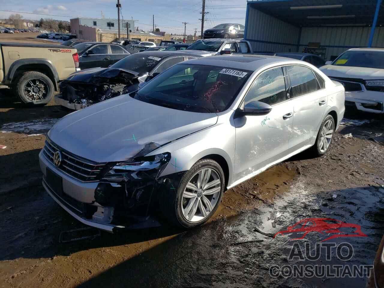 VOLKSWAGEN PASSAT 2019 - 1VWLA7A33KC000956