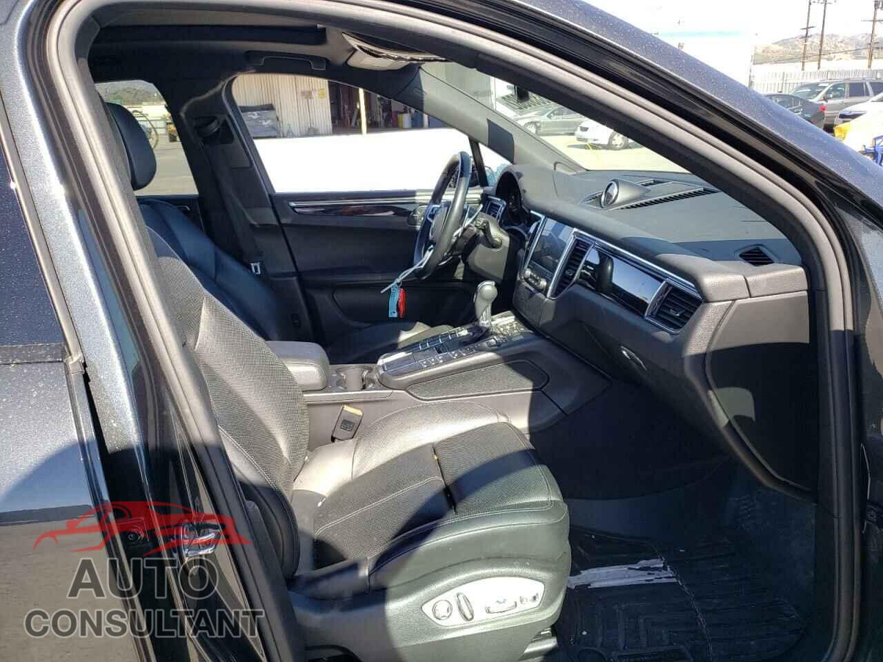 PORSCHE MACAN 2017 - WP1AA2A54HLB07973