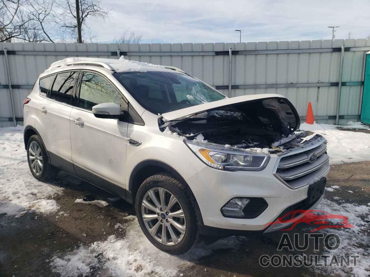 FORD ESCAPE 2018 - 1FMCU9J93JUC01531