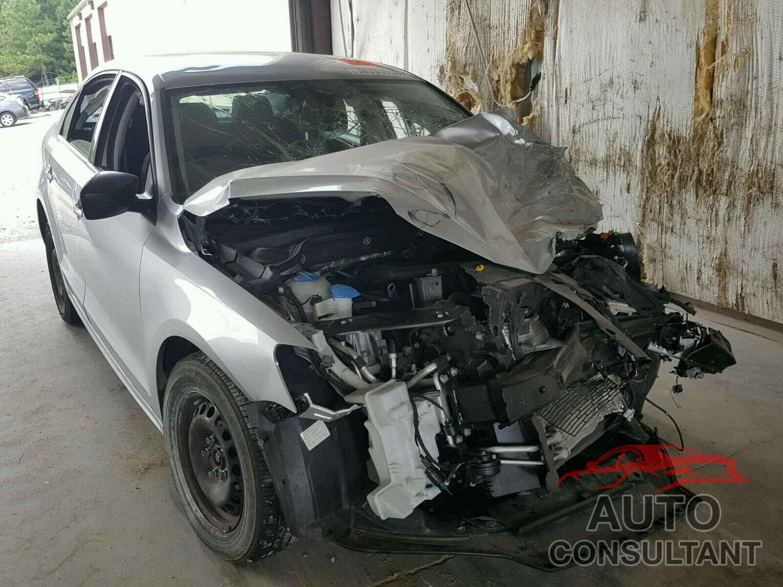 VOLKSWAGEN JETTA 2015 - 3VW2K7AJ2FM404181