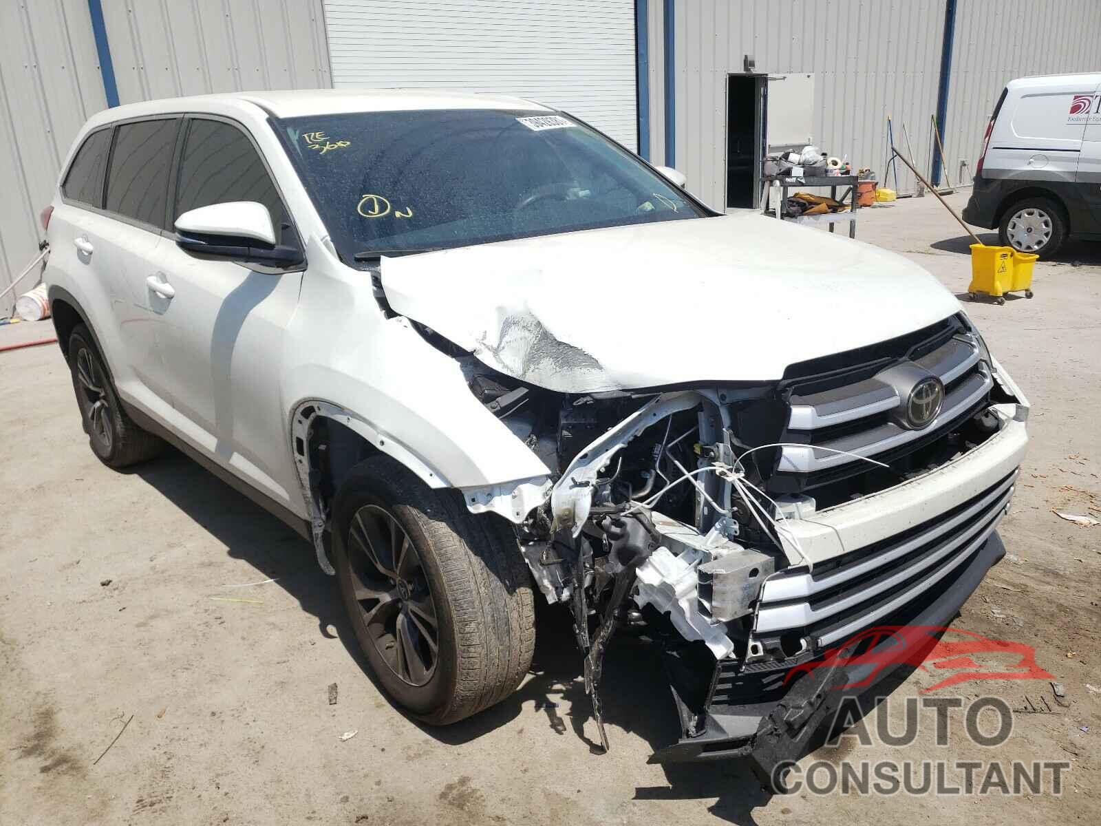 TOYOTA HIGHLANDER 2019 - 5TDZARFH2KS048024