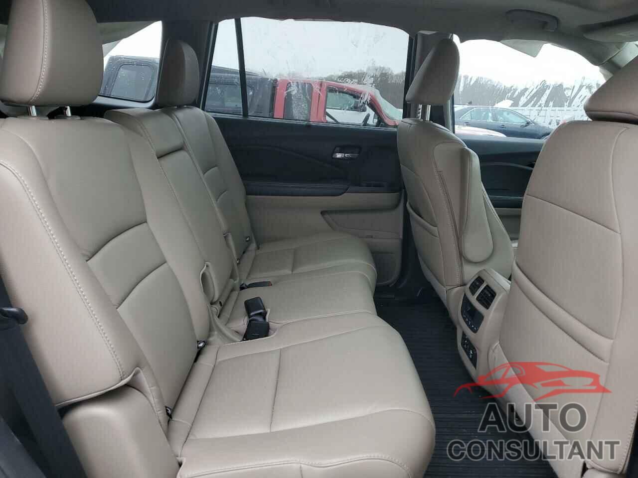 HONDA PILOT 2016 - 5FNYF6H93GB053889