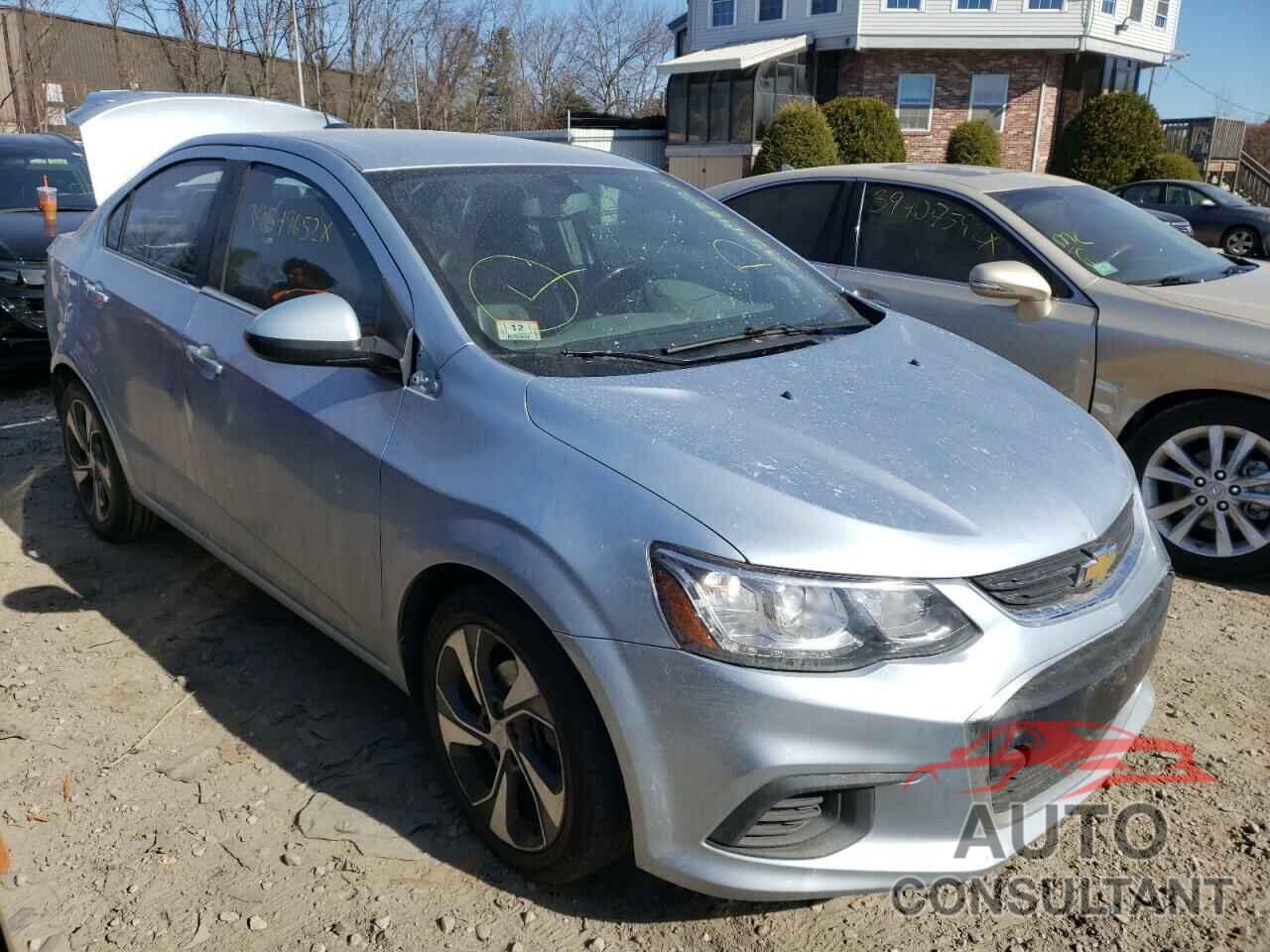 CHEVROLET SONIC 2017 - 1G1JF5SB9H4130466