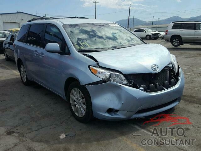 TOYOTA SIENNA LE 2015 - 5TDJK3DC5FS128115