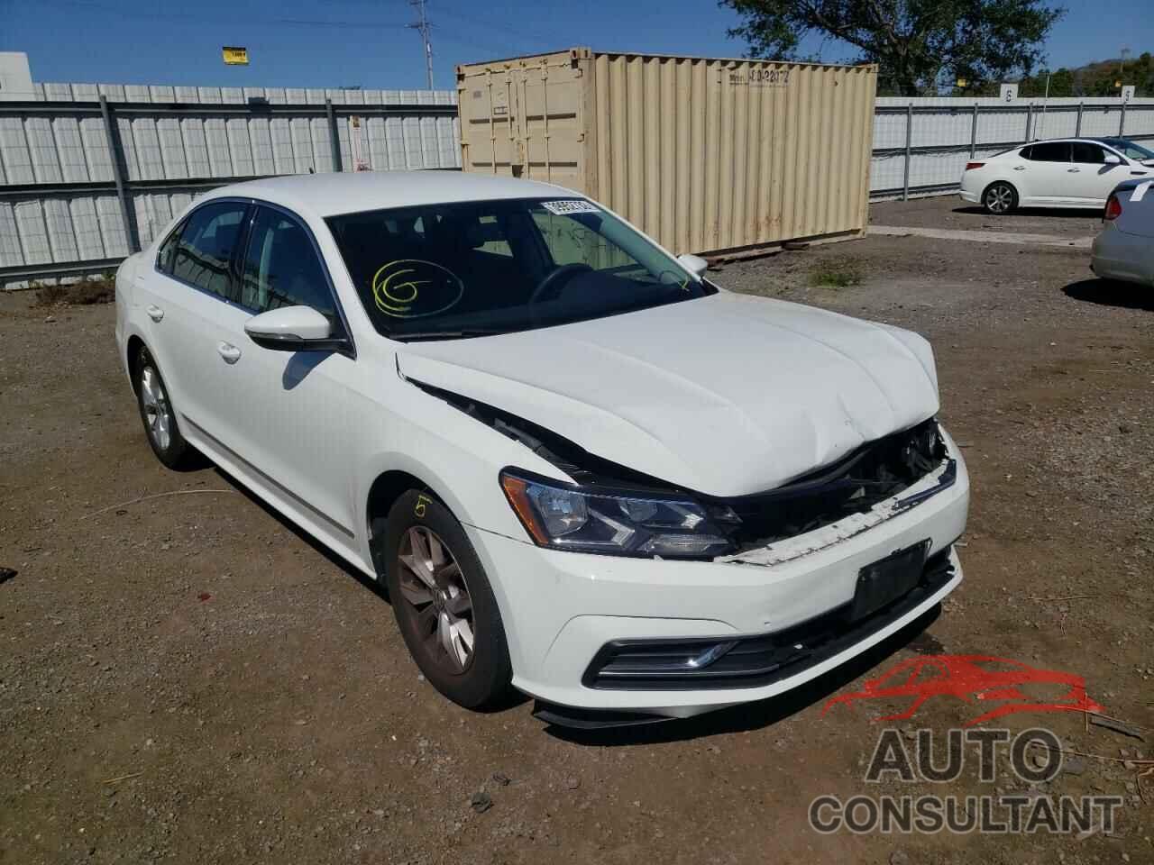 VOLKSWAGEN PASSAT 2016 - 1VWAT7A35GC010820