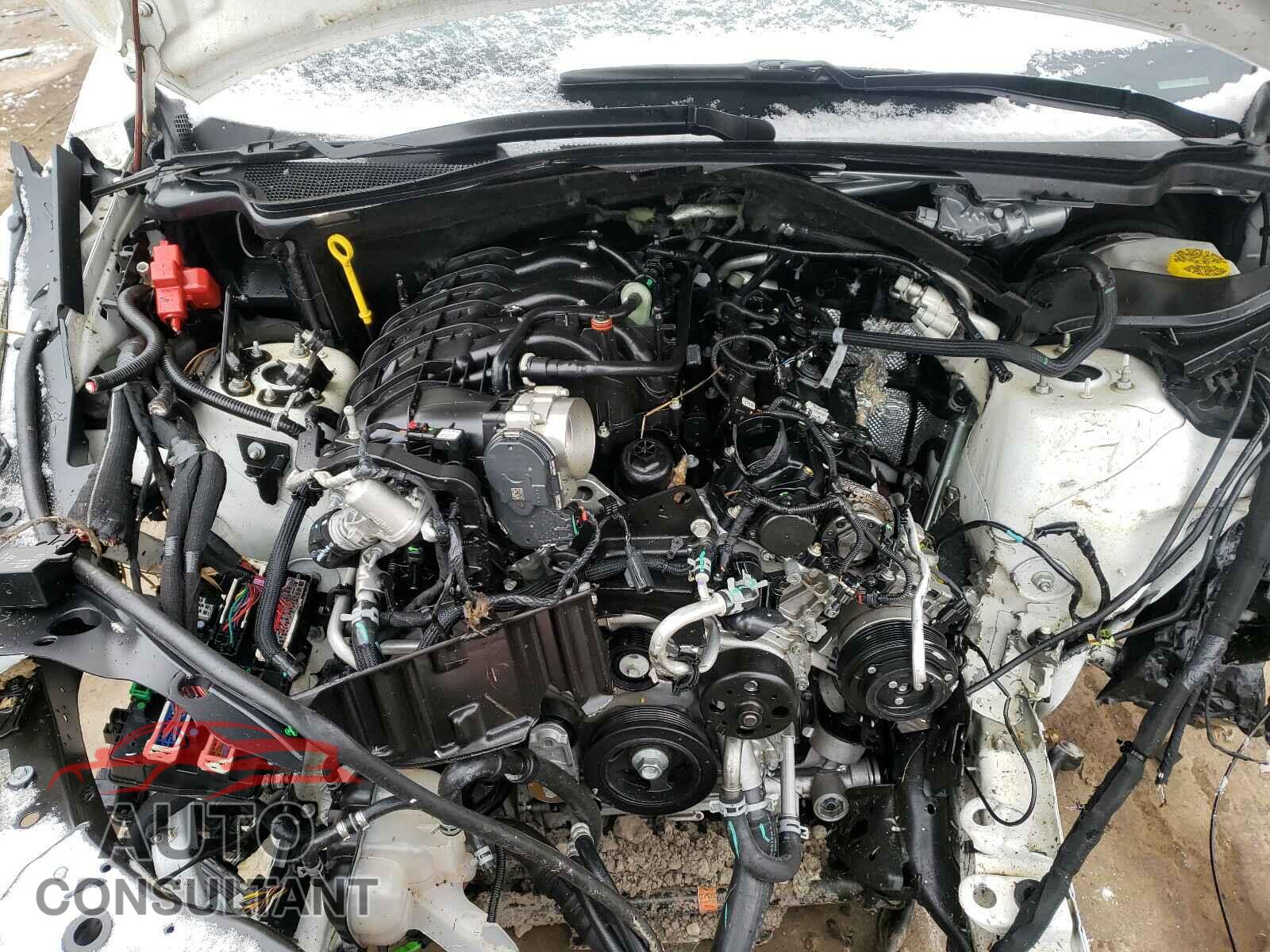 DODGE DURANGO 2021 - 1C4RDJDG6MC556360