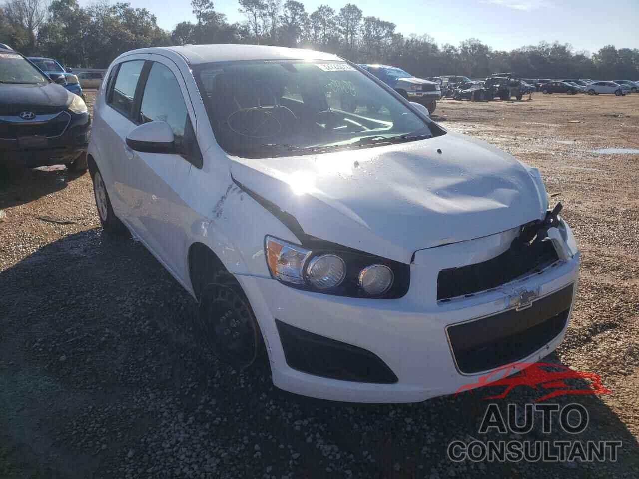 CHEVROLET SONIC 2016 - 1G1JA6SH7G4107033