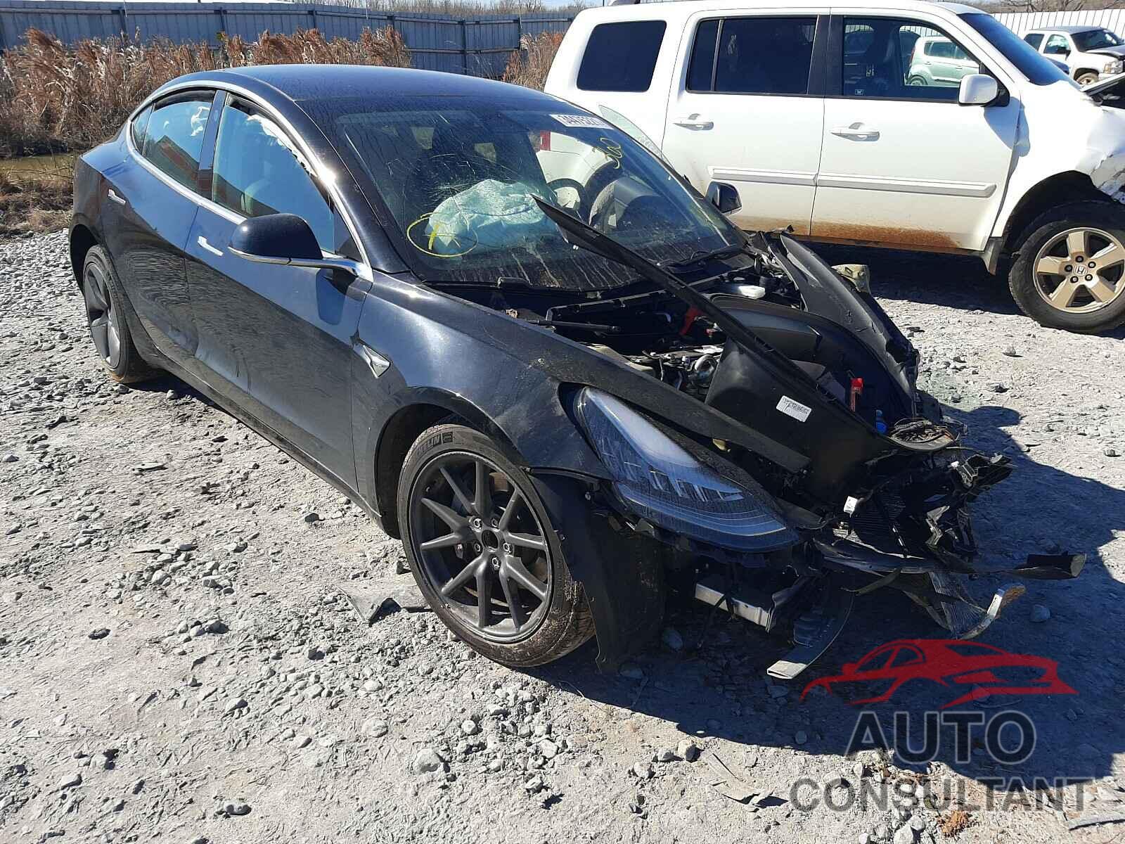 TESLA MODEL 3 2019 - 5YJ3E1EA7KF296967