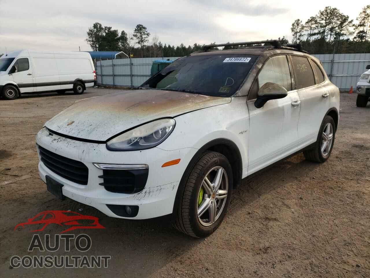 PORSCHE CAYENNE 2016 - WP1AE2A26GLA17538