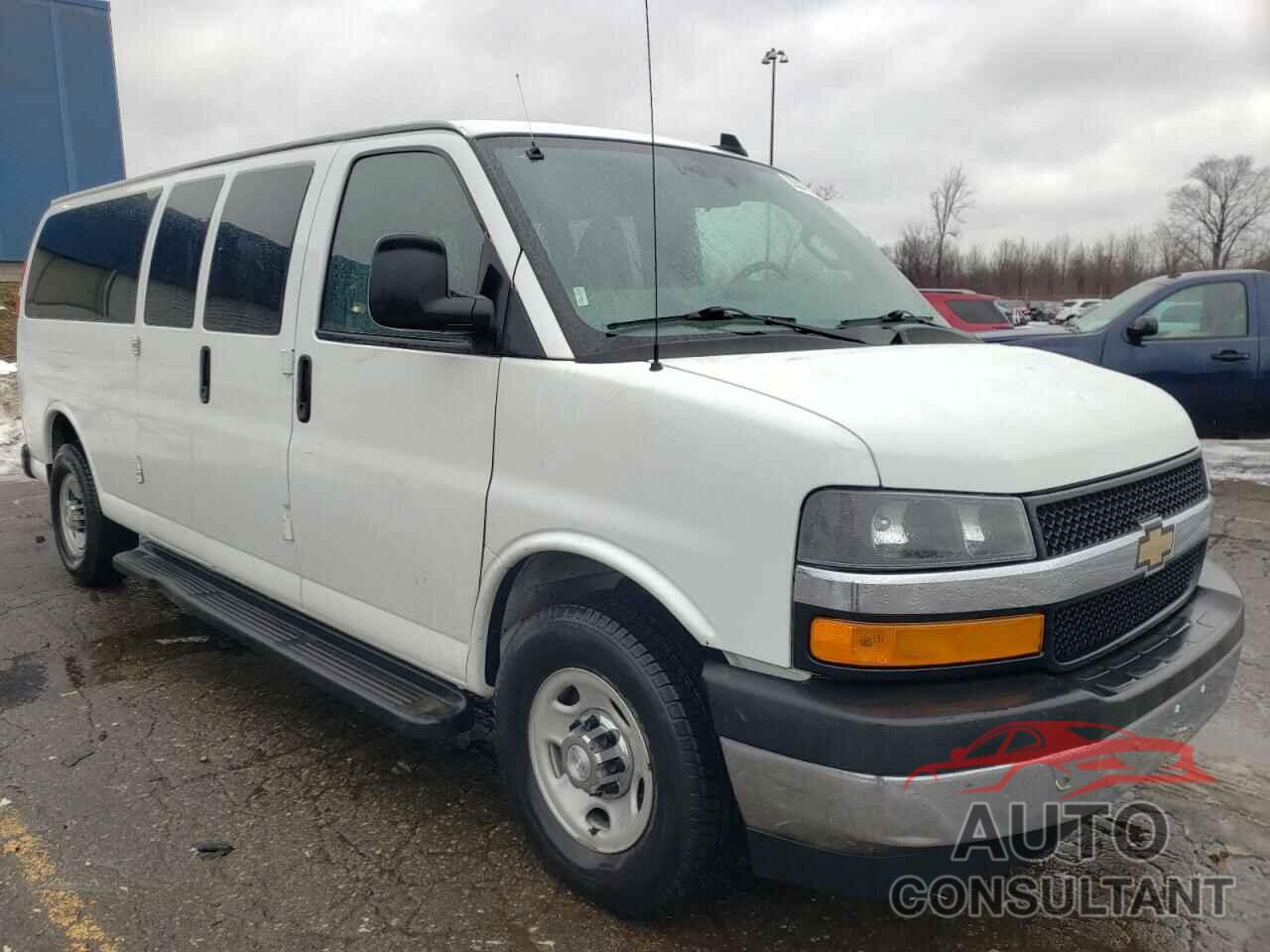 CHEVROLET EXPRESS 2017 - 1GAZGPFG8H1158973