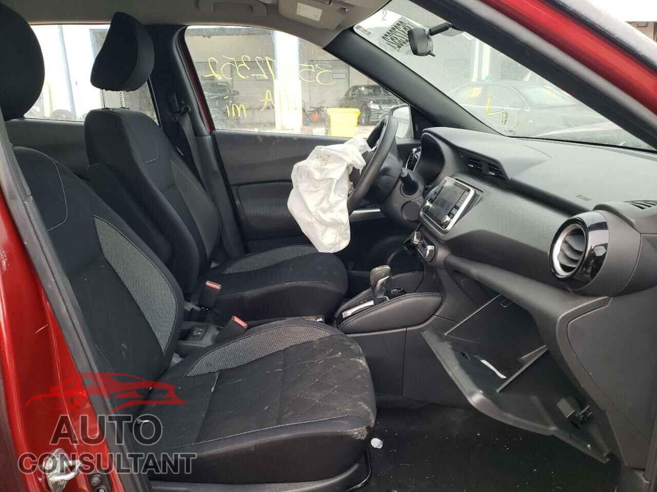 NISSAN KICKS 2019 - 3N1CP5CU3KL470472