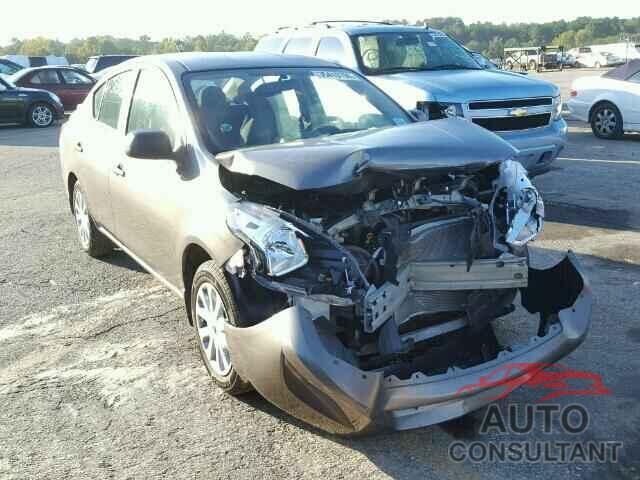 NISSAN VERSA 2015 - 3N1CN7AP7FL809240
