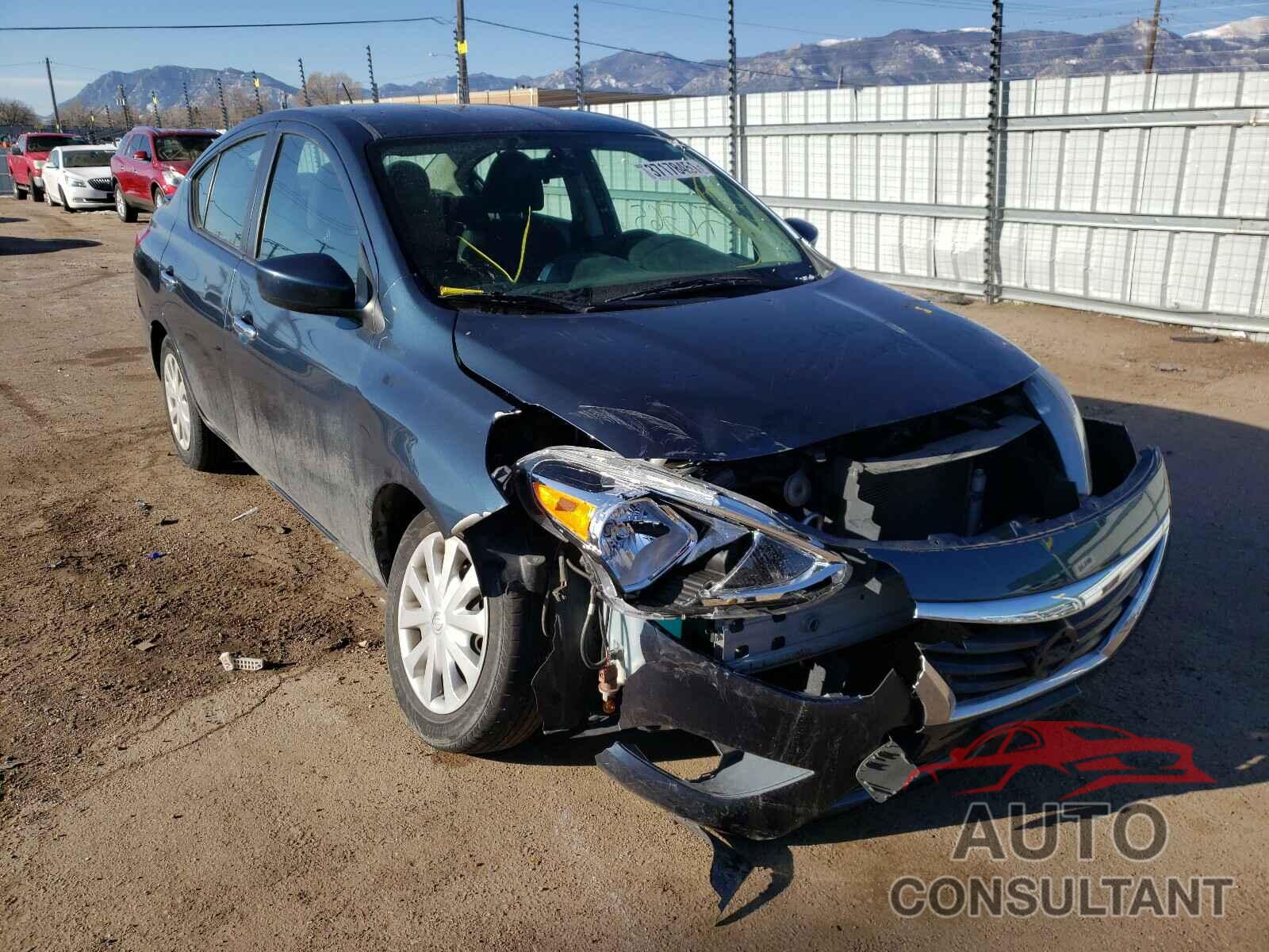 NISSAN VERSA 2017 - 3N1CN7APXHL847161
