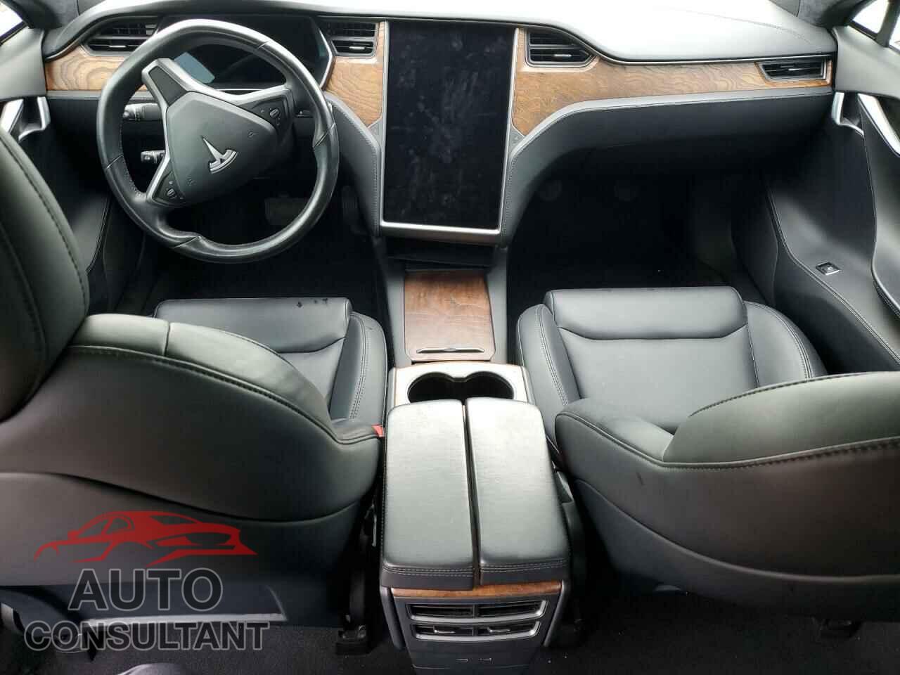 TESLA MODEL S 2020 - 5YJSA1E24LF395330
