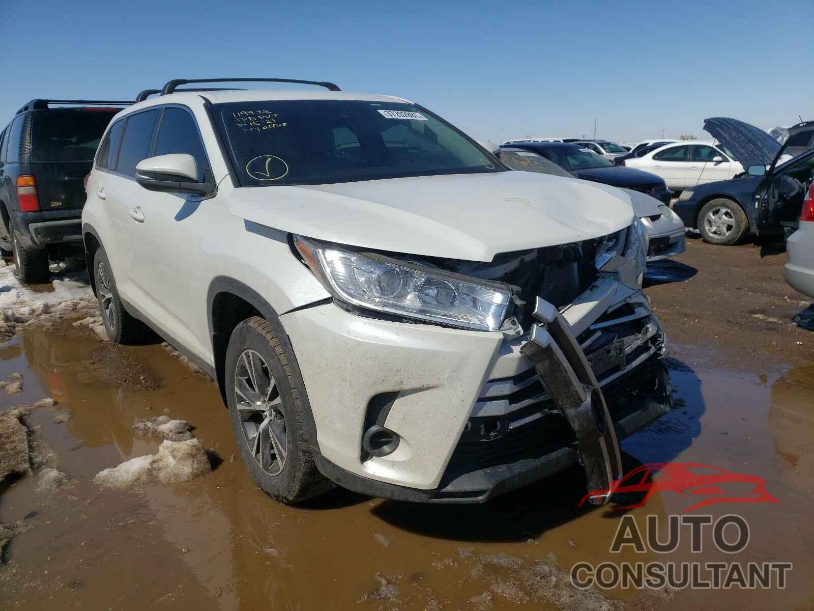 TOYOTA HIGHLANDER 2019 - 5TDBZRFH4KS707697