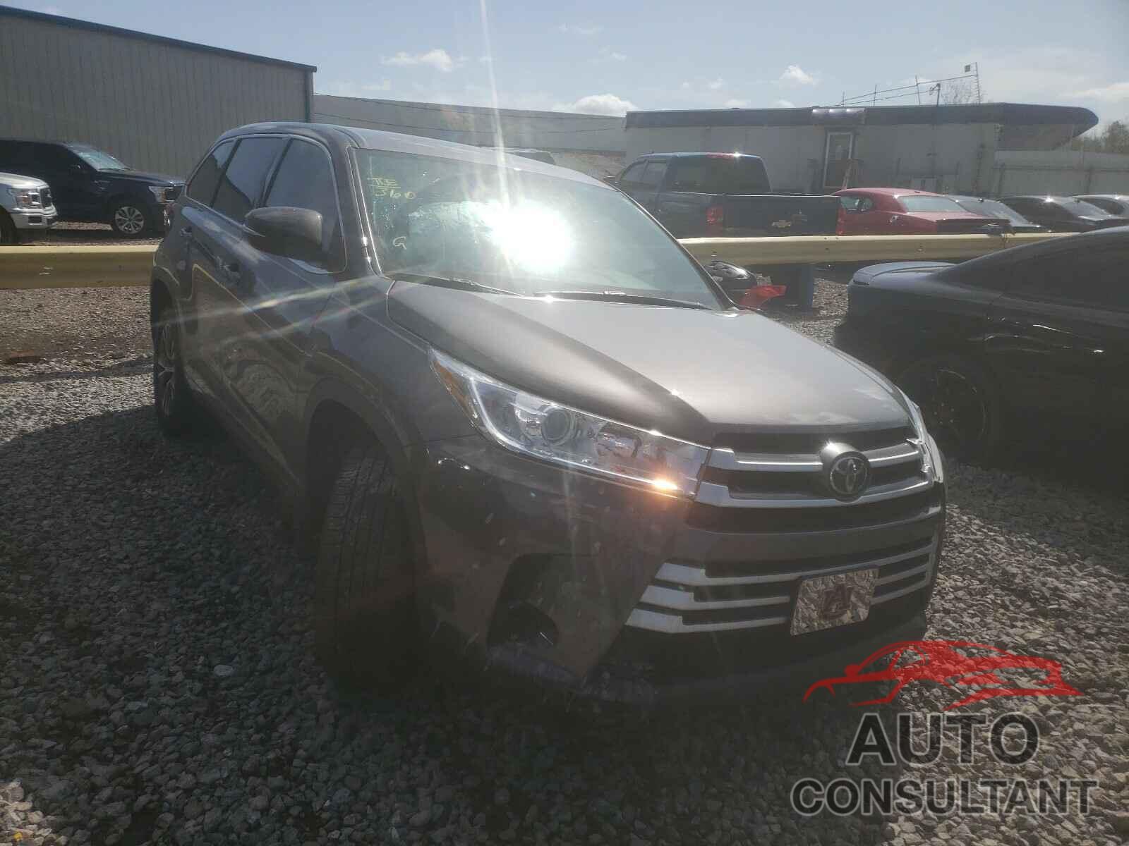 TOYOTA HIGHLANDER 2017 - 5TDZARFH5HS024440