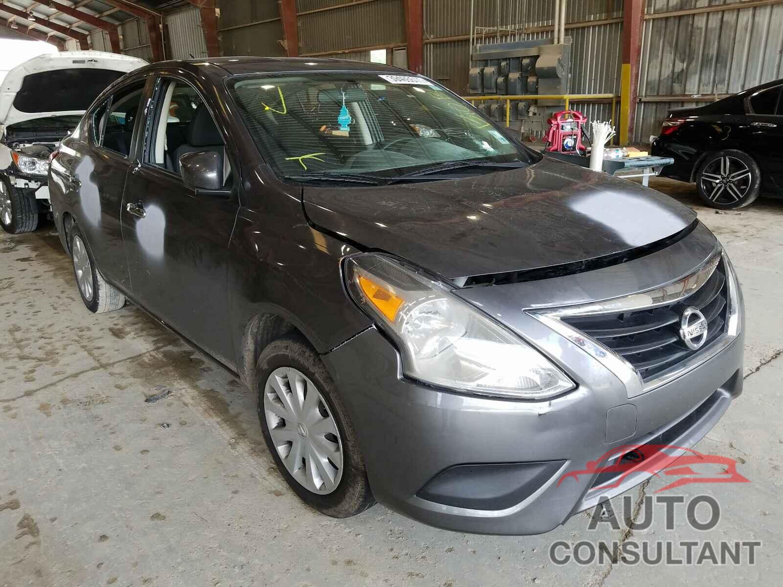NISSAN VERSA 2018 - 3N1CN7AP7JL880446