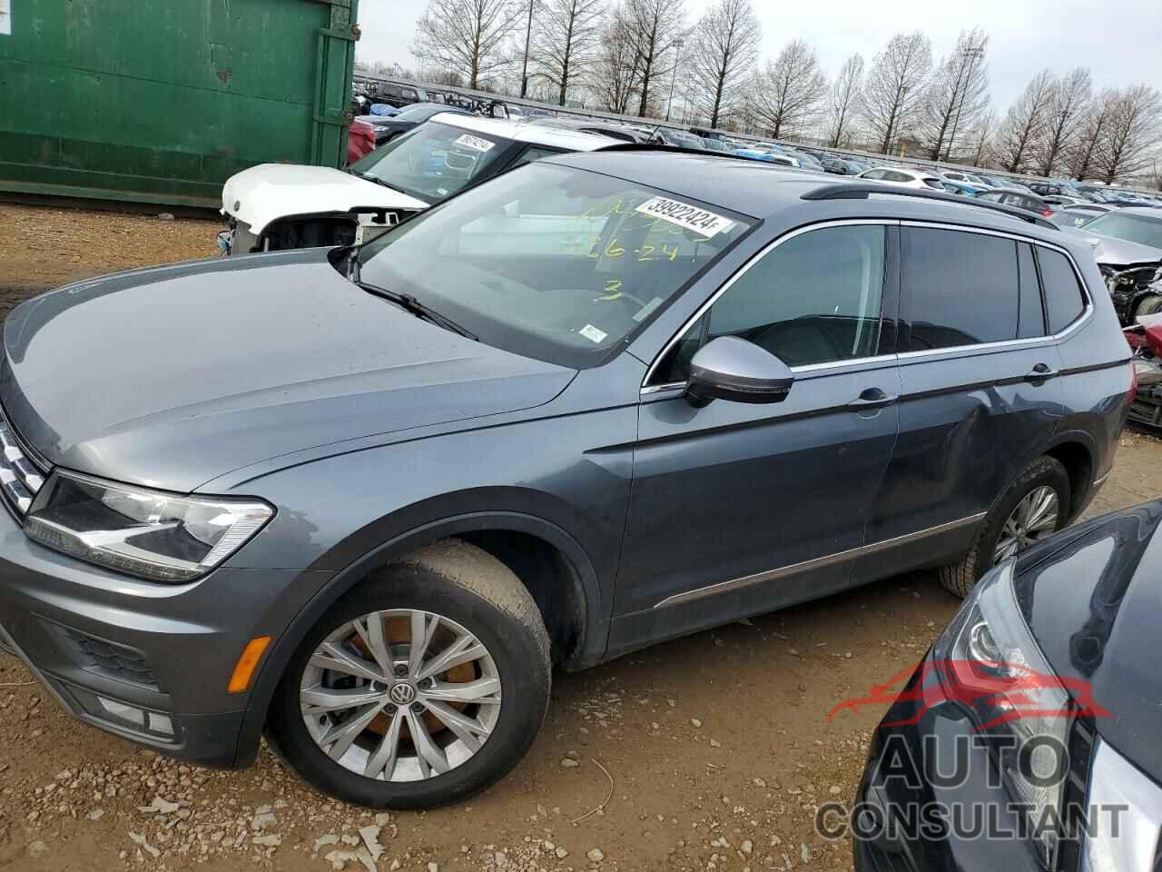 VOLKSWAGEN TIGUAN 2018 - 3VV3B7AX0JM017764