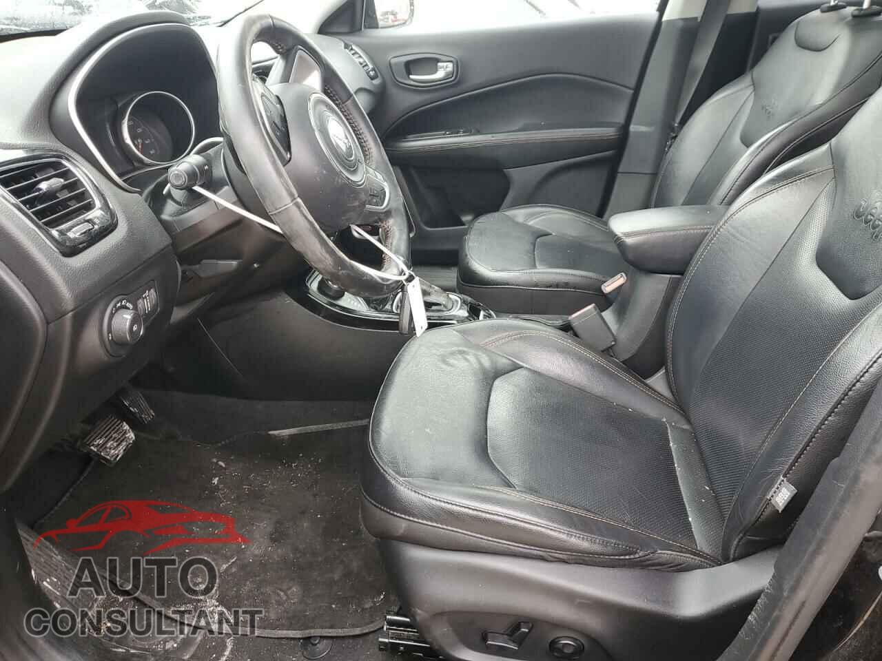 JEEP COMPASS 2018 - 3C4NJDCB5JT201730