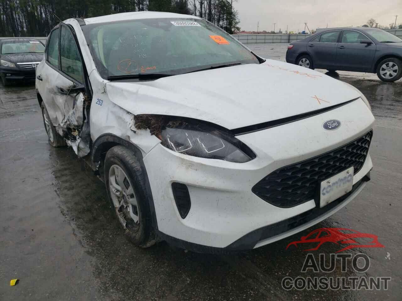 FORD ESCAPE 2020 - 1FMCU0F64LUA46453