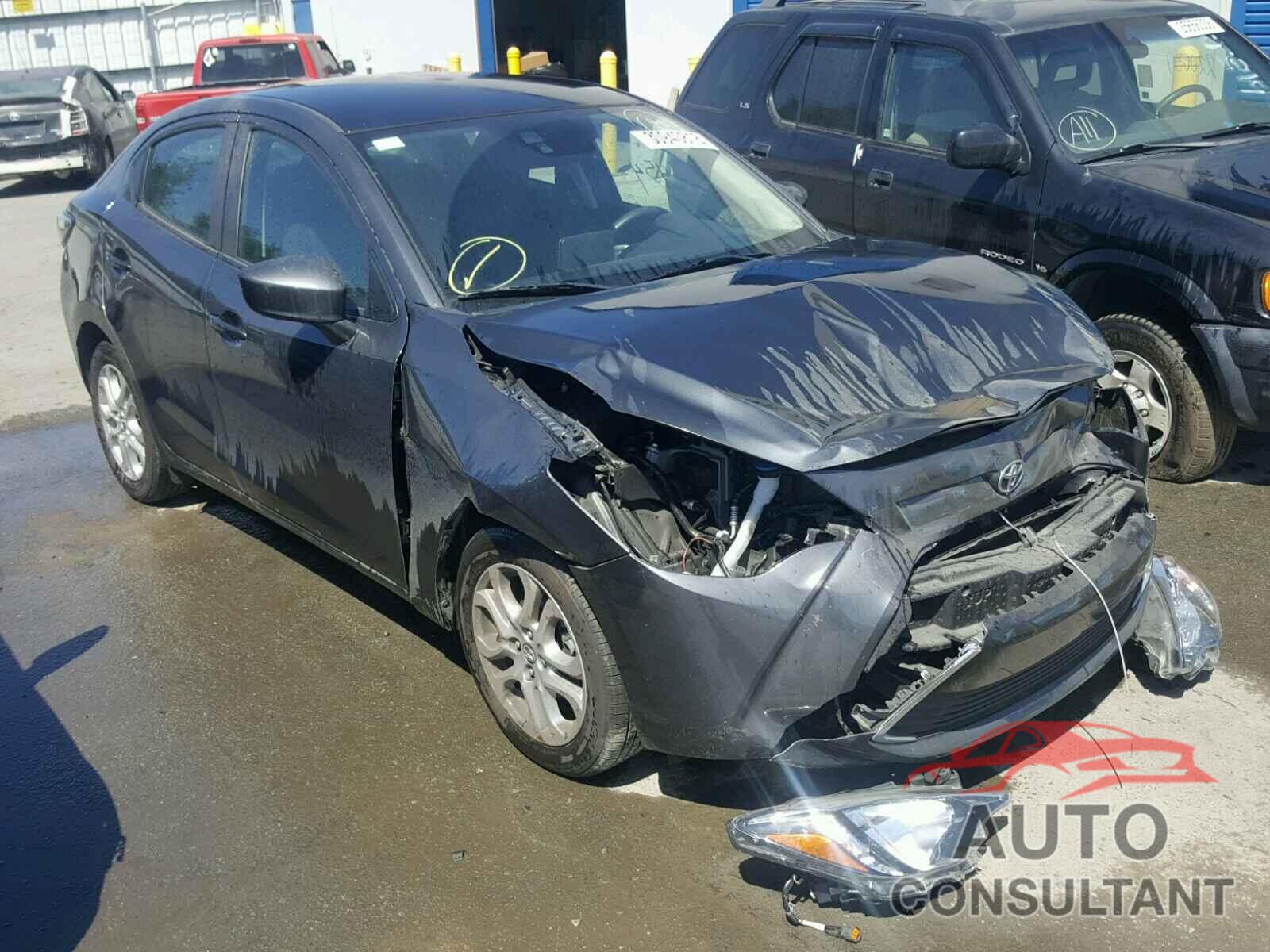 TOYOTA YARIS 2017 - 3MYDLBYV9HY167819