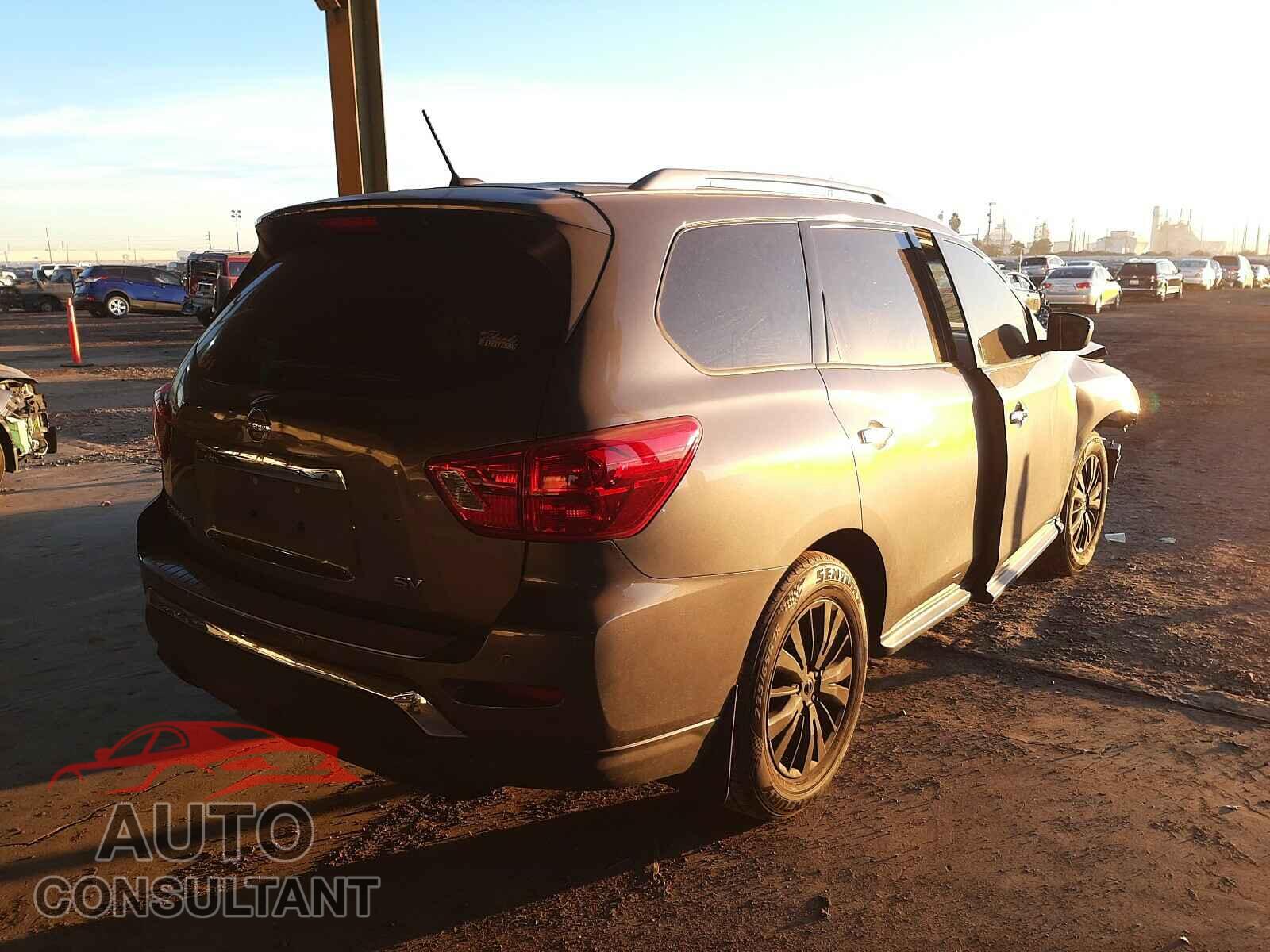 NISSAN PATHFINDER 2017 - 5N1DR2MN6HC609544