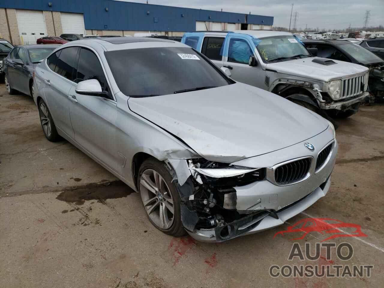 BMW 3 SERIES 2017 - WBA8Z9C34HG826739