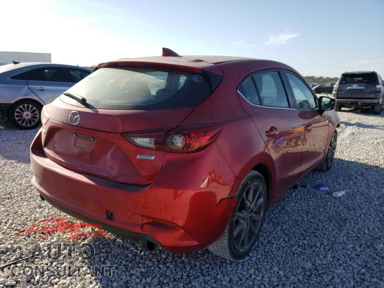 MAZDA 3 2018 - 3MZBN1L3XJM189516
