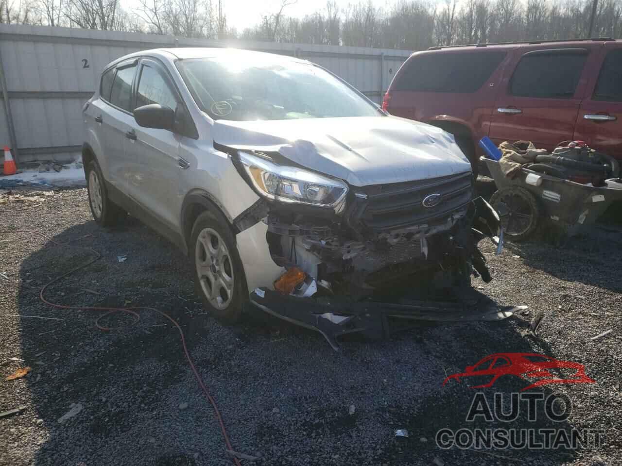 FORD ESCAPE 2017 - 1FMCU0F74HUA46758