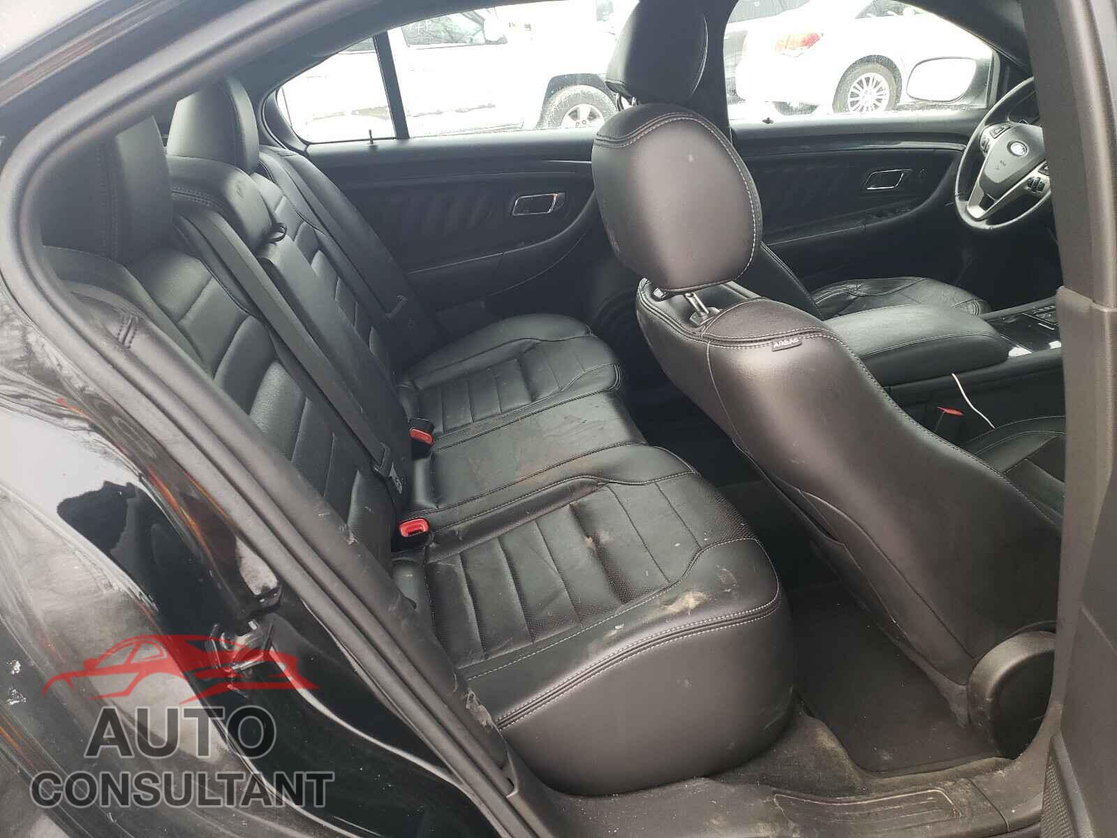 FORD TAURUS 2015 - 2HGFC2F51HH542944