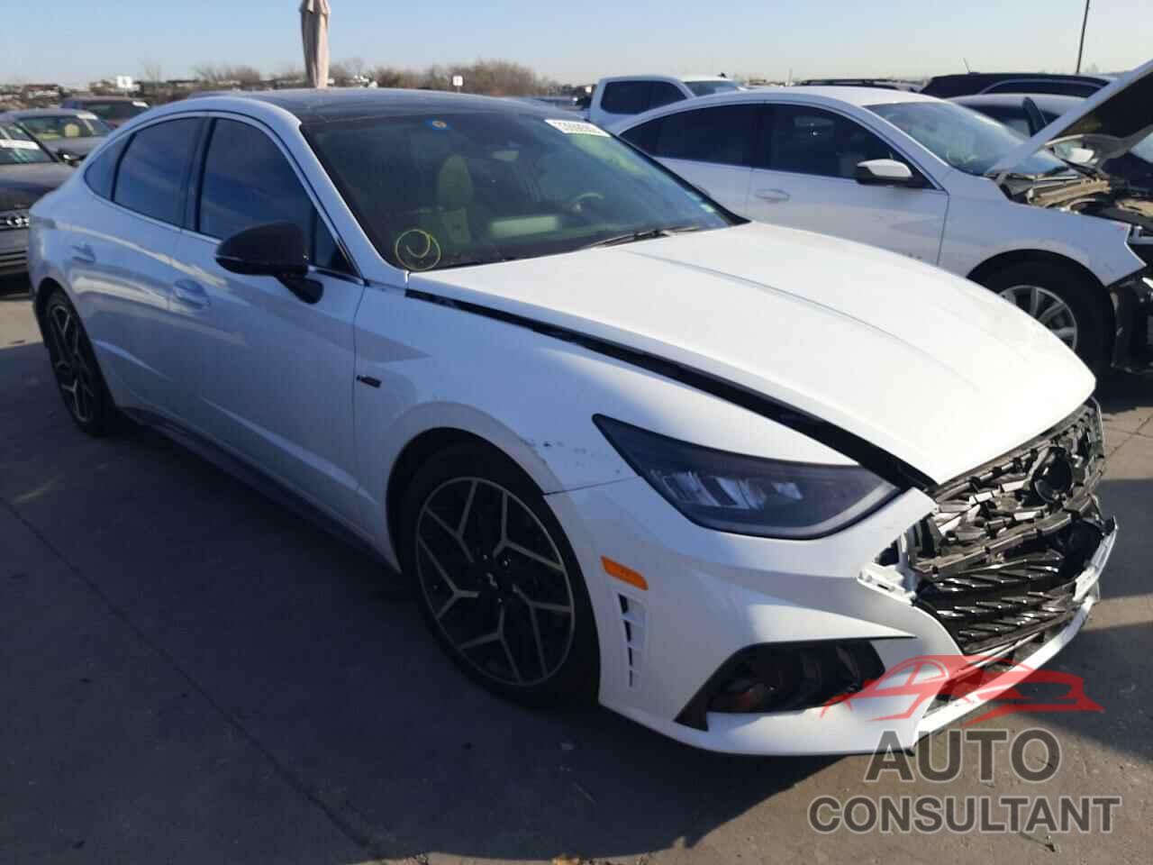 HYUNDAI SONATA 2021 - KNDPNCAC5J7478143