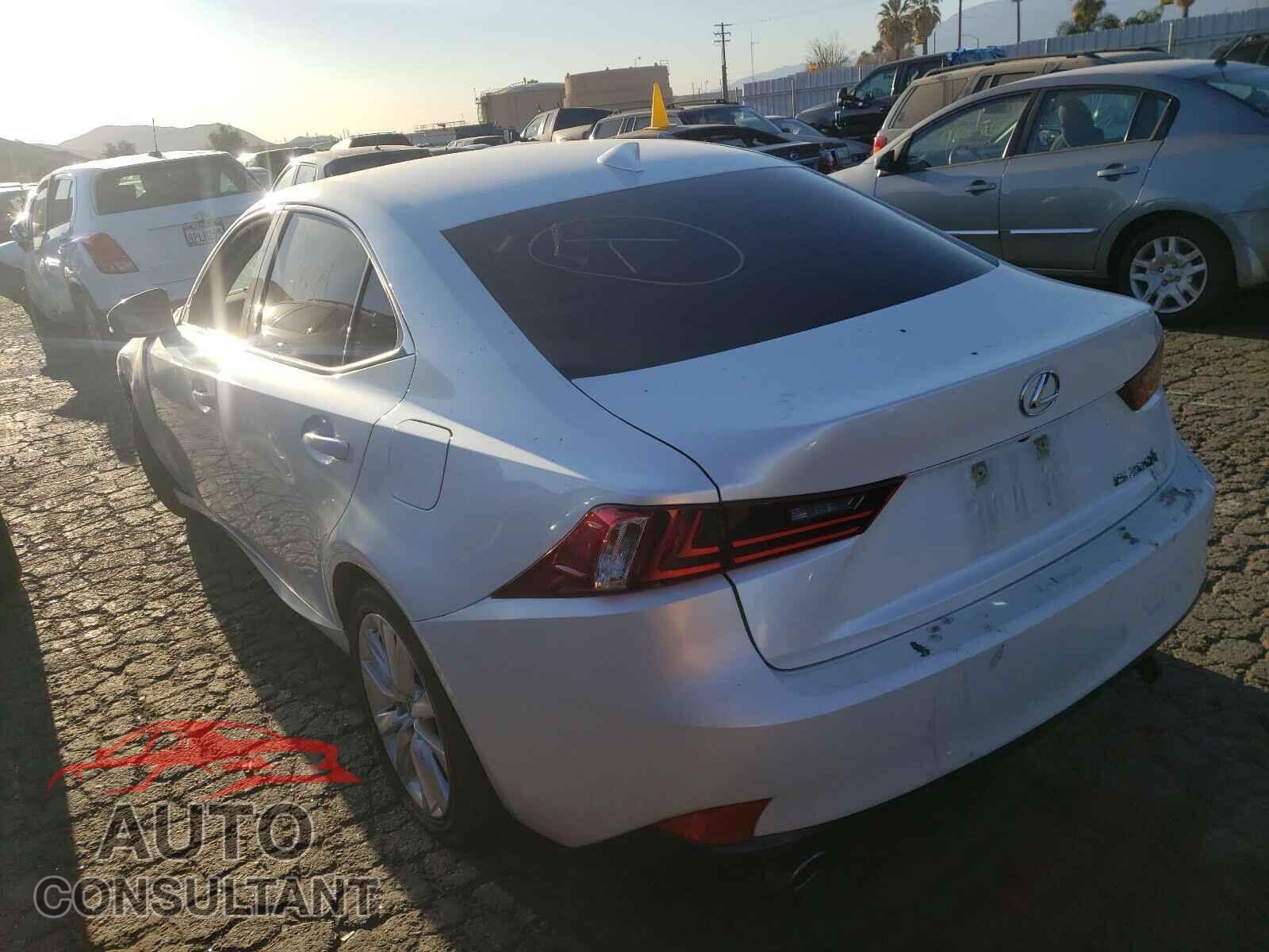 LEXUS IS 2016 - JTHBA1D20G5004150
