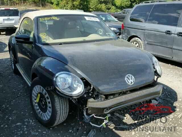 VOLKSWAGEN BEETLE 2015 - 3VW517AT5FM802289
