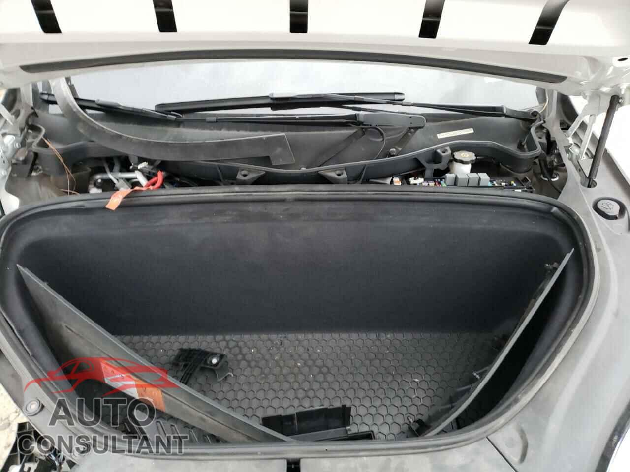 TESLA MODEL X 2017 - 5YJXCBE22HF078479