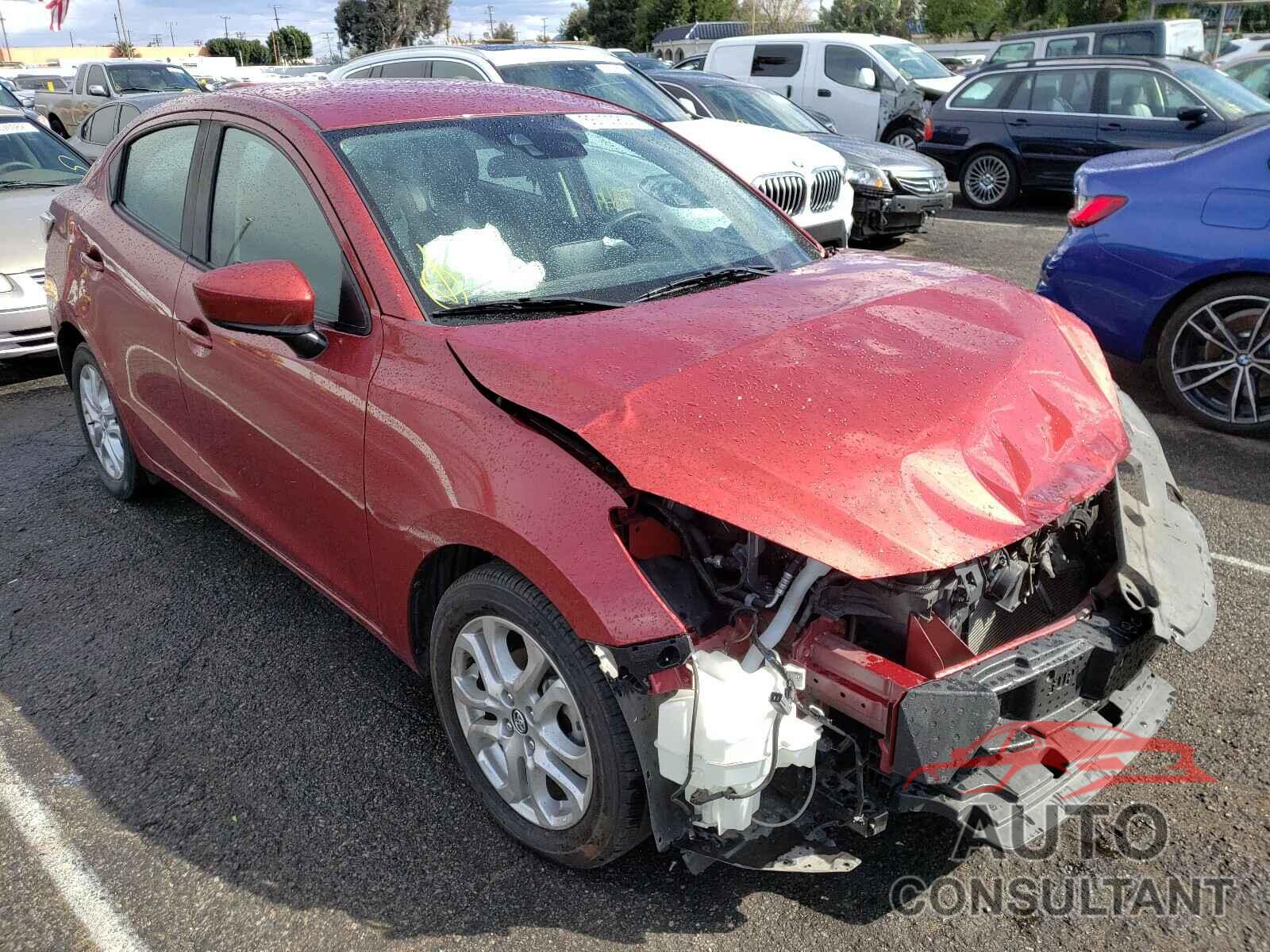 TOYOTA YARIS 2018 - 3MYDLBYV3JY303755