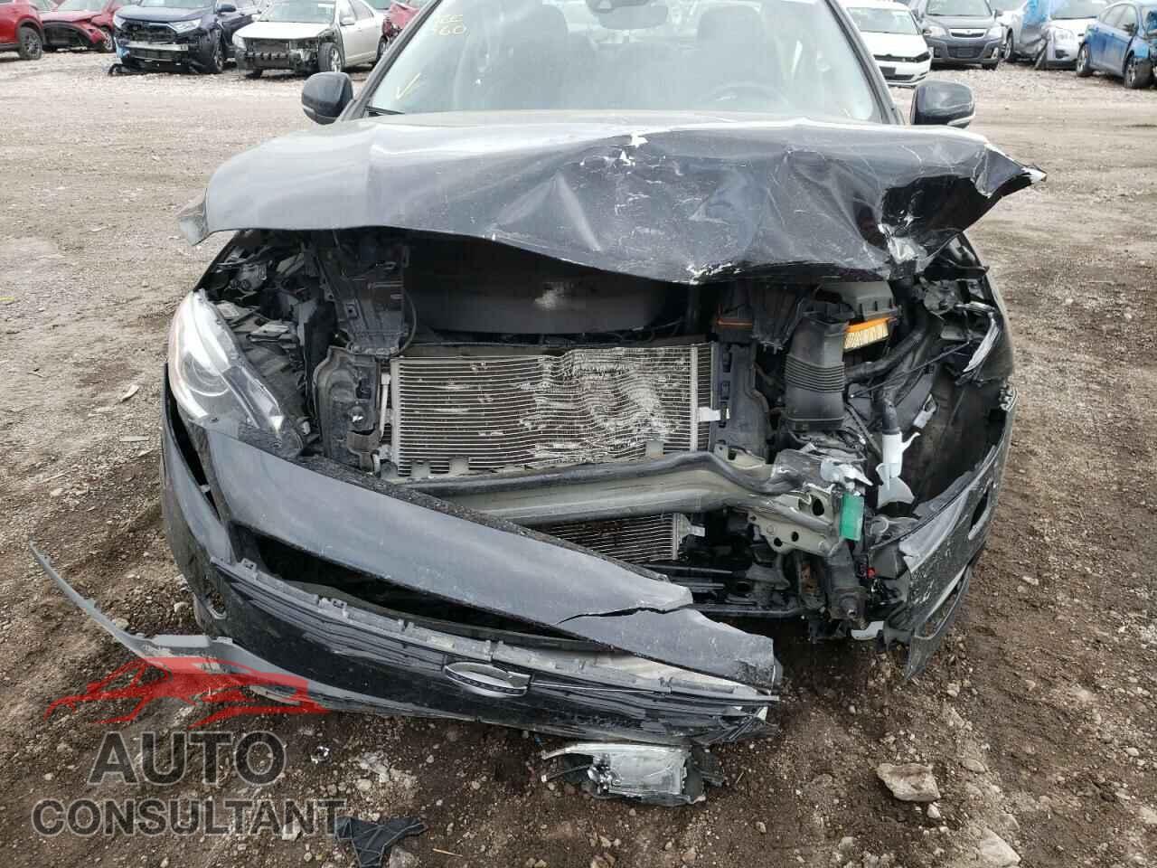 VOLVO S60 2017 - YV140MTL0H2425307