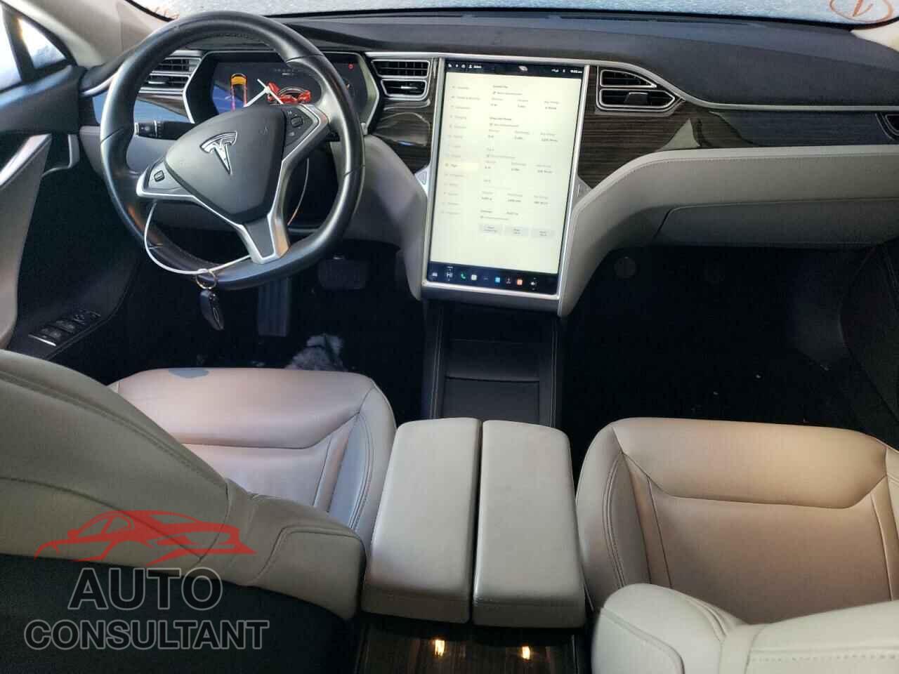 TESLA MODEL S 2015 - 5YJSA1E27FF109541