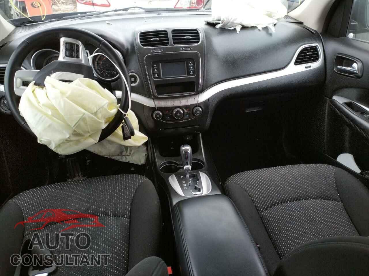 DODGE JOURNEY 2020 - 3C4PDCAB4LT280369