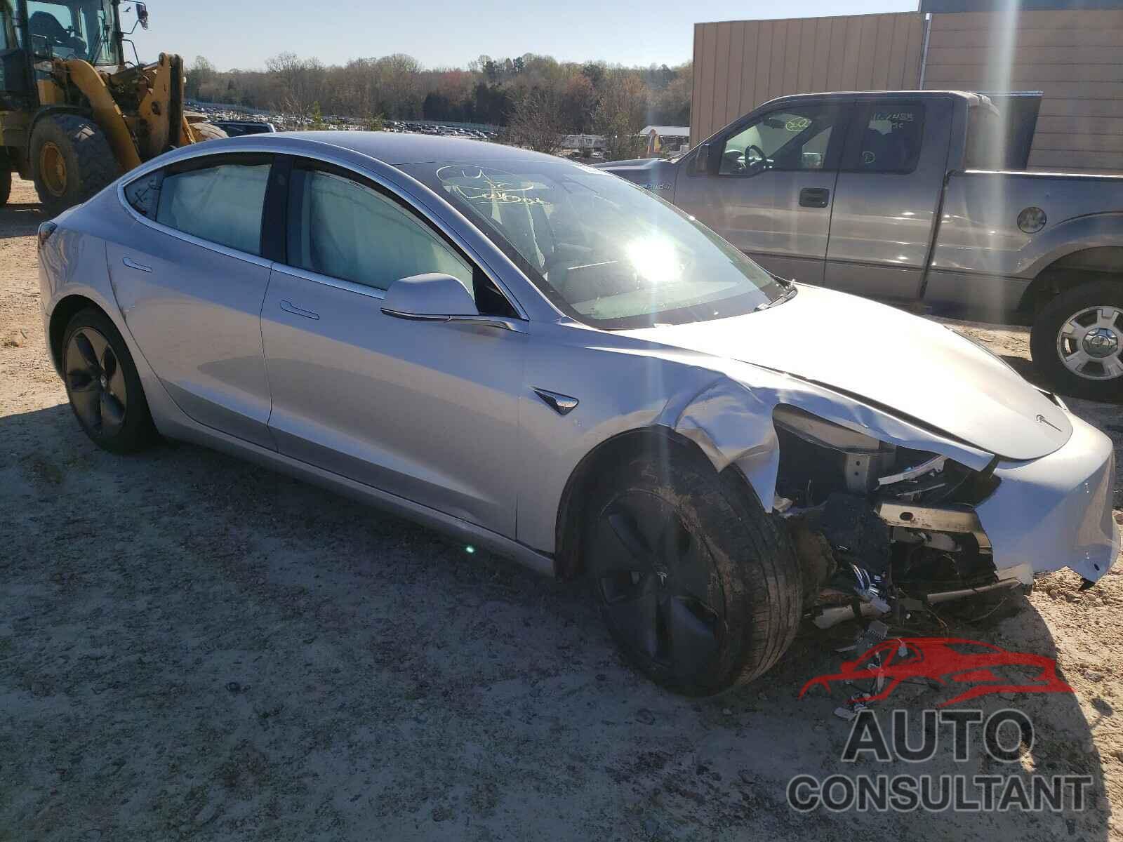 TESLA MODEL 3 2018 - 5YJ3E1EA0JF044301