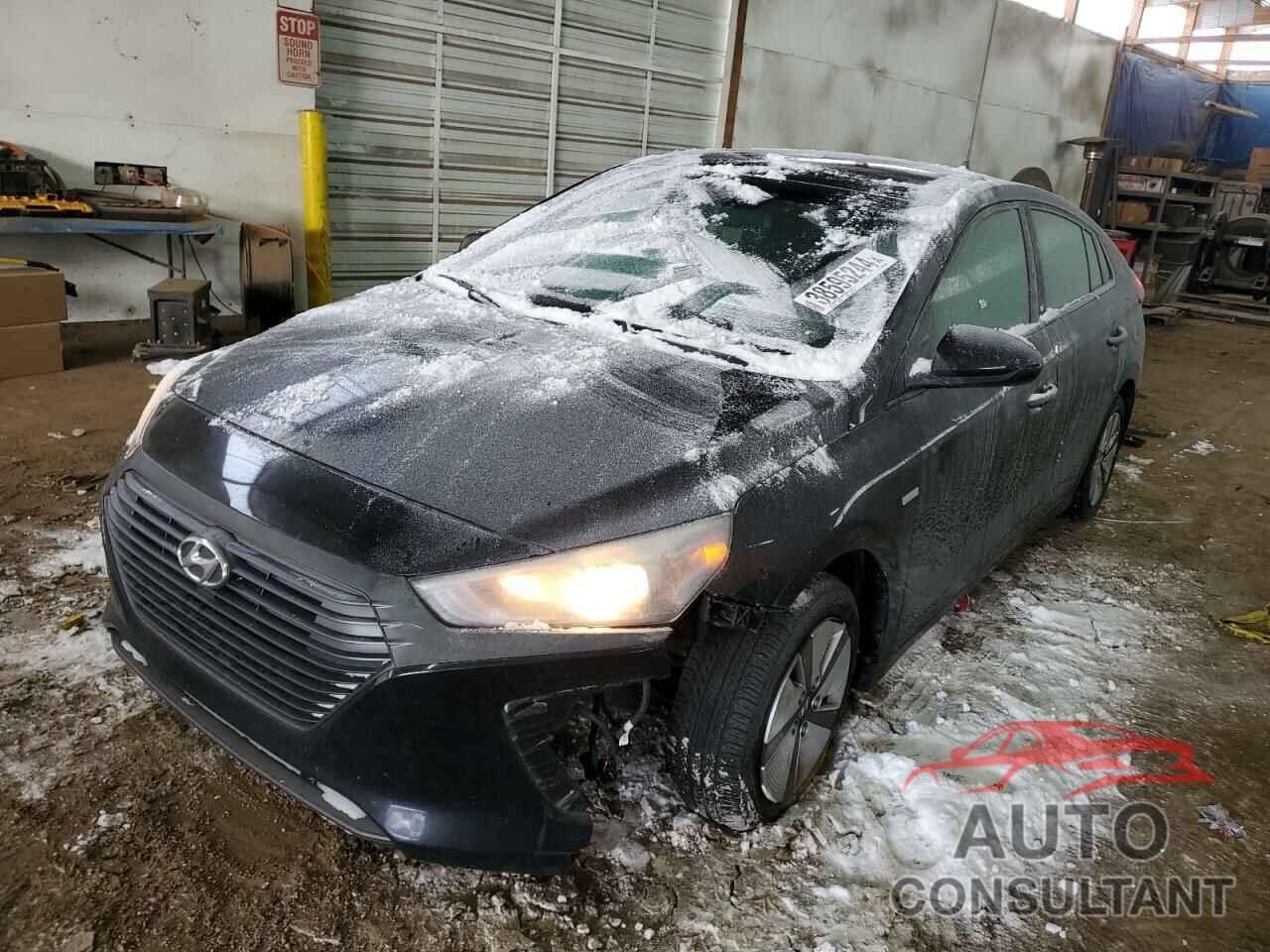 HYUNDAI IONIQ 2017 - KMHC65LC3HU022329