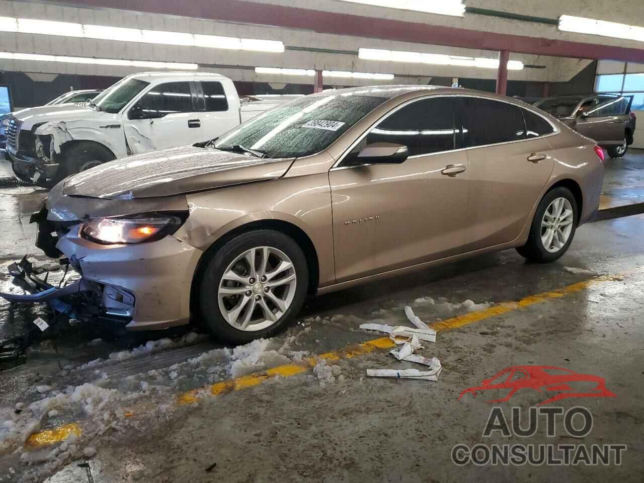 CHEVROLET MALIBU 2018 - 1G1ZD5ST0JF237515