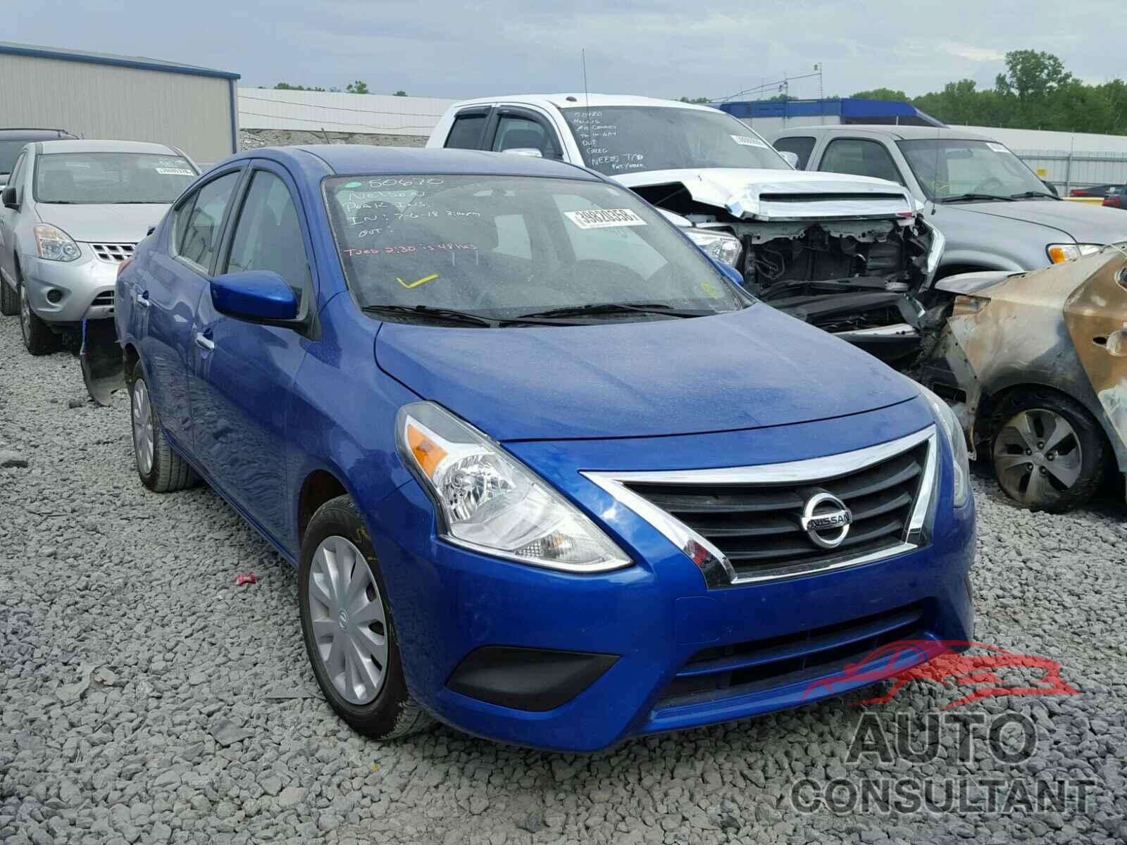 NISSAN VERSA 2017 - 3N1CN7AP4HL834213